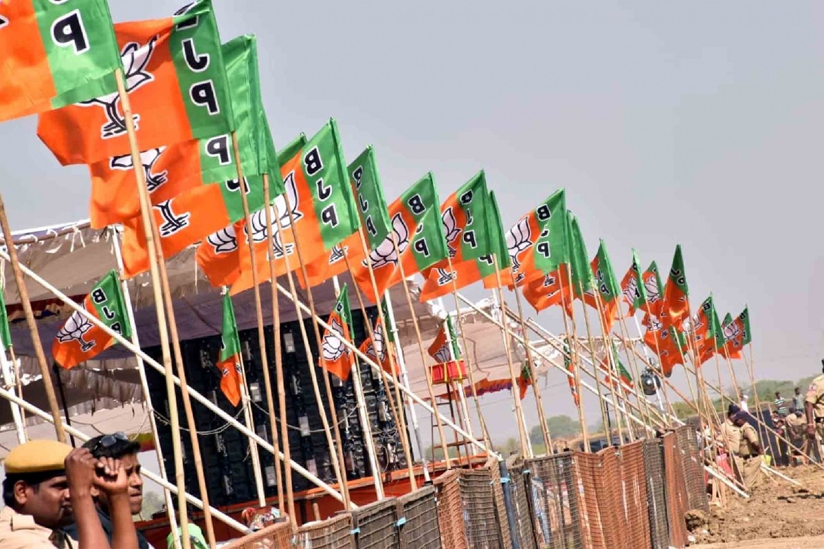 BJP in UP to woo Muslim voters in a big way