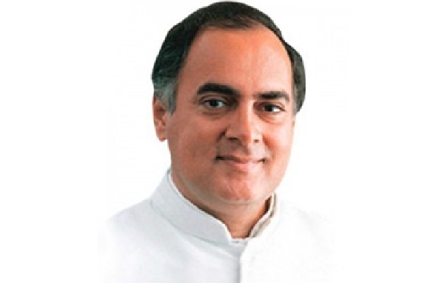 Rajiv Gandhi 77th birth anniversary: Modi, Sonia pay tributes