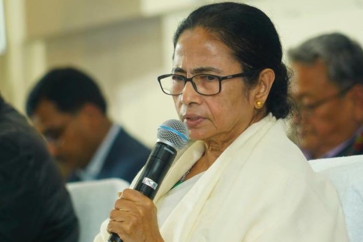 Those not allied with Cong should also be invited: Mamata on Oppn unity