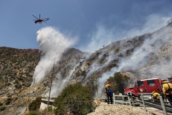 2nd largest wildfire in California burns over 700,000 acres