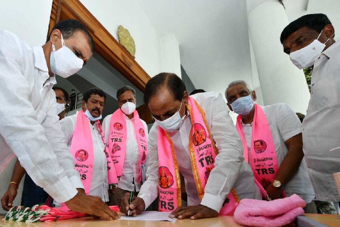 KCR to lay foundation stone for TRS office in Delhi on Sep 2