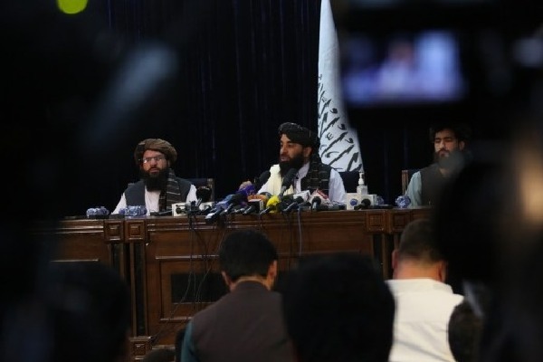 Pak, India should sit together to resolve outstanding issues: Taliban