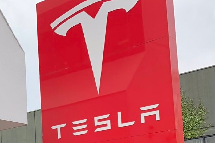 Tesla now aims to sell electricity directly to consumers in US