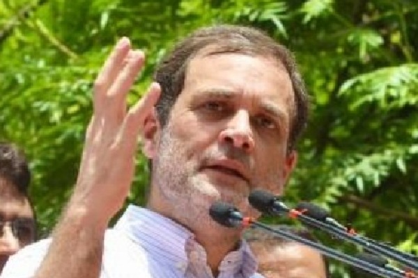 Modi govt dangerous for employment: Rahul