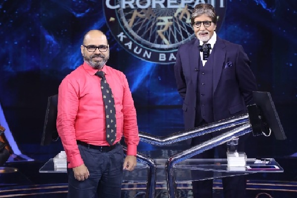 Assam school teacher realises his dream of meeting Big B; also wins Rs 25L on 'KBC 13'