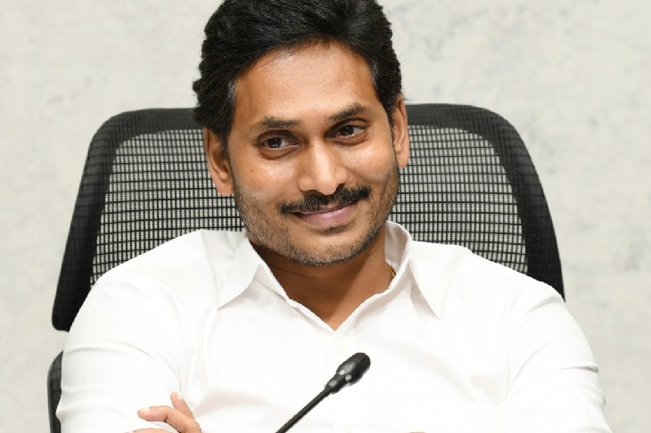 Jagan Mohan Reddy launches American Corner in Andhra University