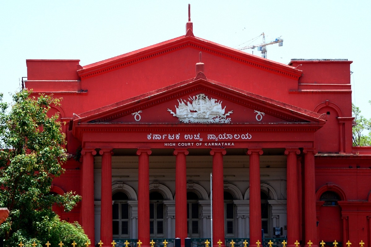 Karnataka HC notice on 10-yr-old's petition against compulsory Kannada