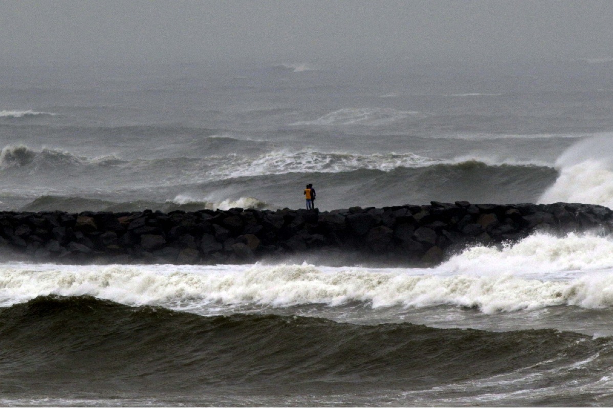 Coastal Andhra on alert as cyclone 'Gulab' set to make landfall