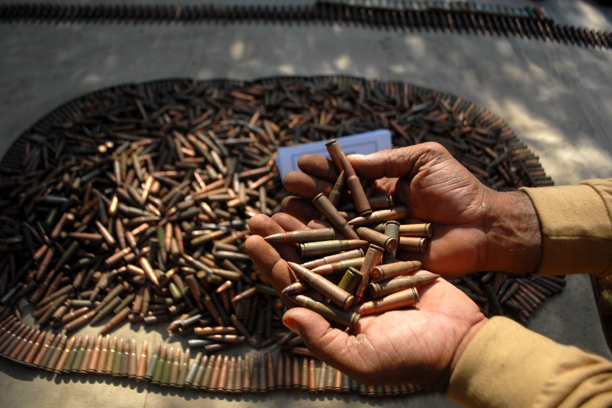 13 live bullets recovered from woman passenger at Vizag airport