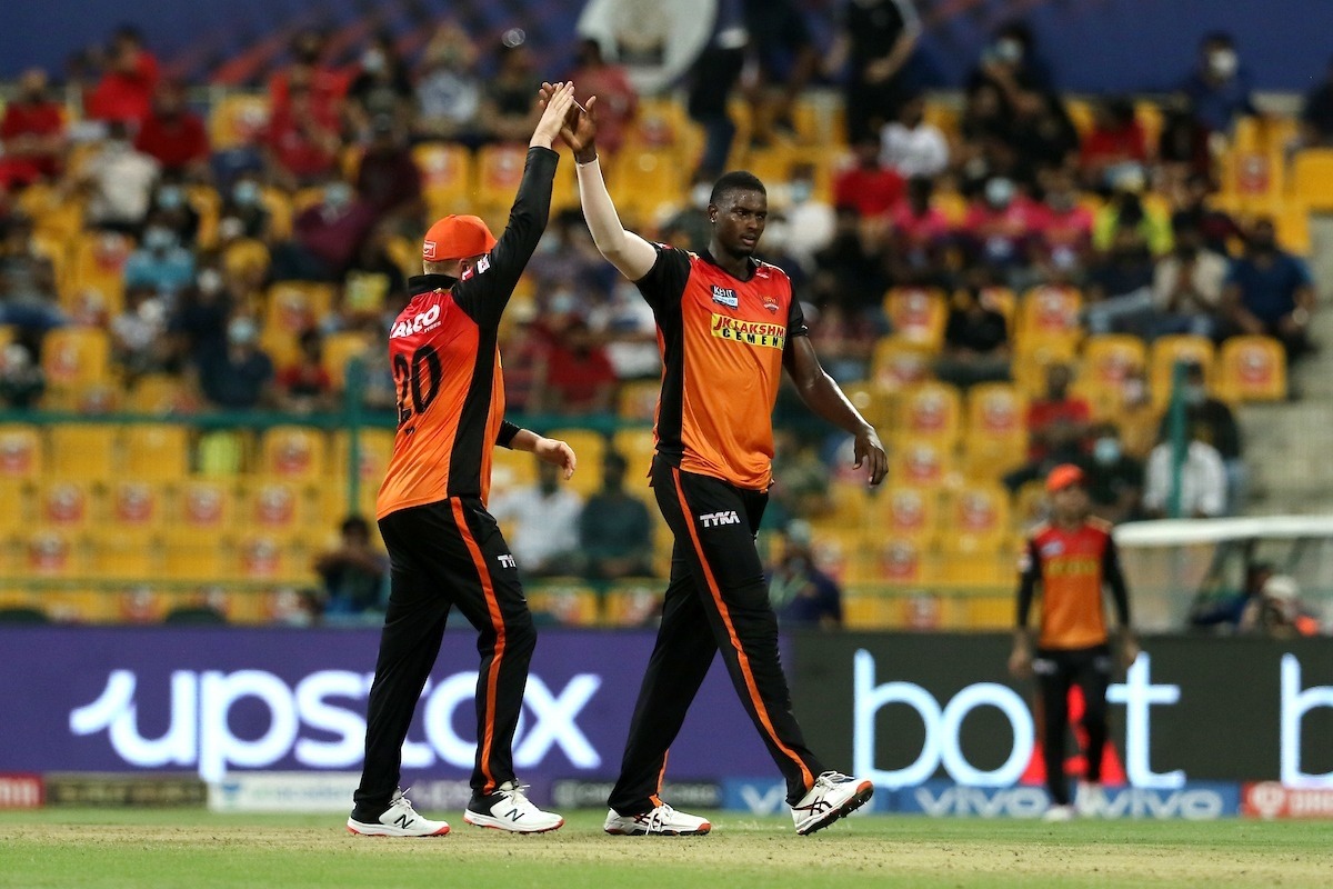 IPL 2021: Hyderabad hold nerve to clinch a thrilling win over Bangalore