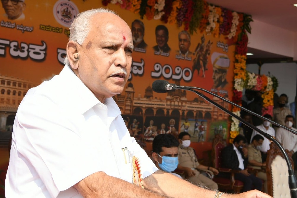 K'taka IT raids take political turn; action done to 'tame' Yediyurappa