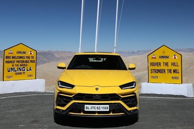 Lamborghini Urus unlocks the world's highest driveable road in India