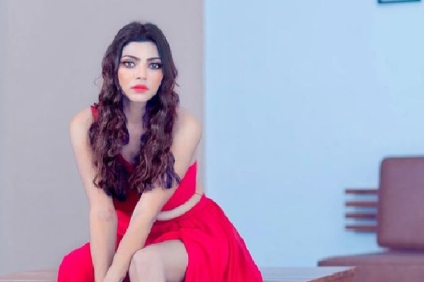 Actress Lahari Shari to be back in 'Bigg Boss Telugu 5'