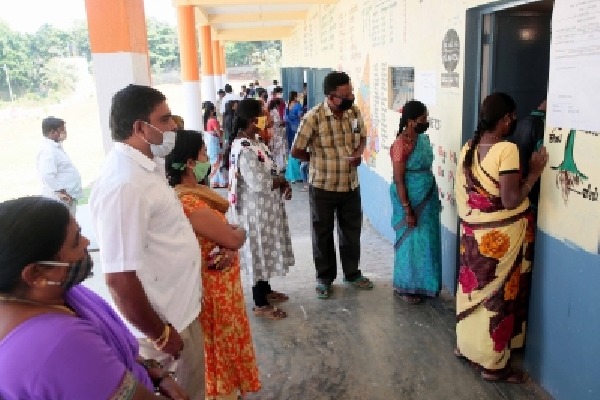 Voting begins for by-elections in Karnataka