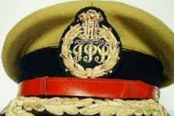 IPS officer booked for abetting banker's suicide in UP