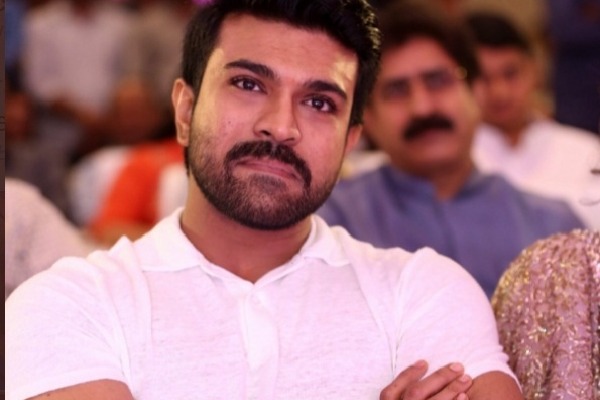 Telugu star Ramcharan Teja visits Puneeth's residence