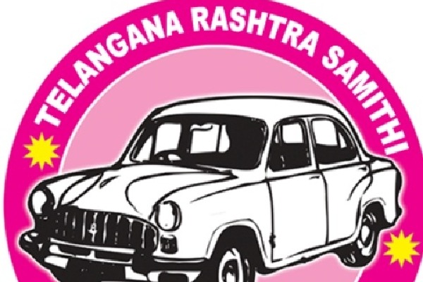 Farmers refuse to give lands for TRS' mega public meet