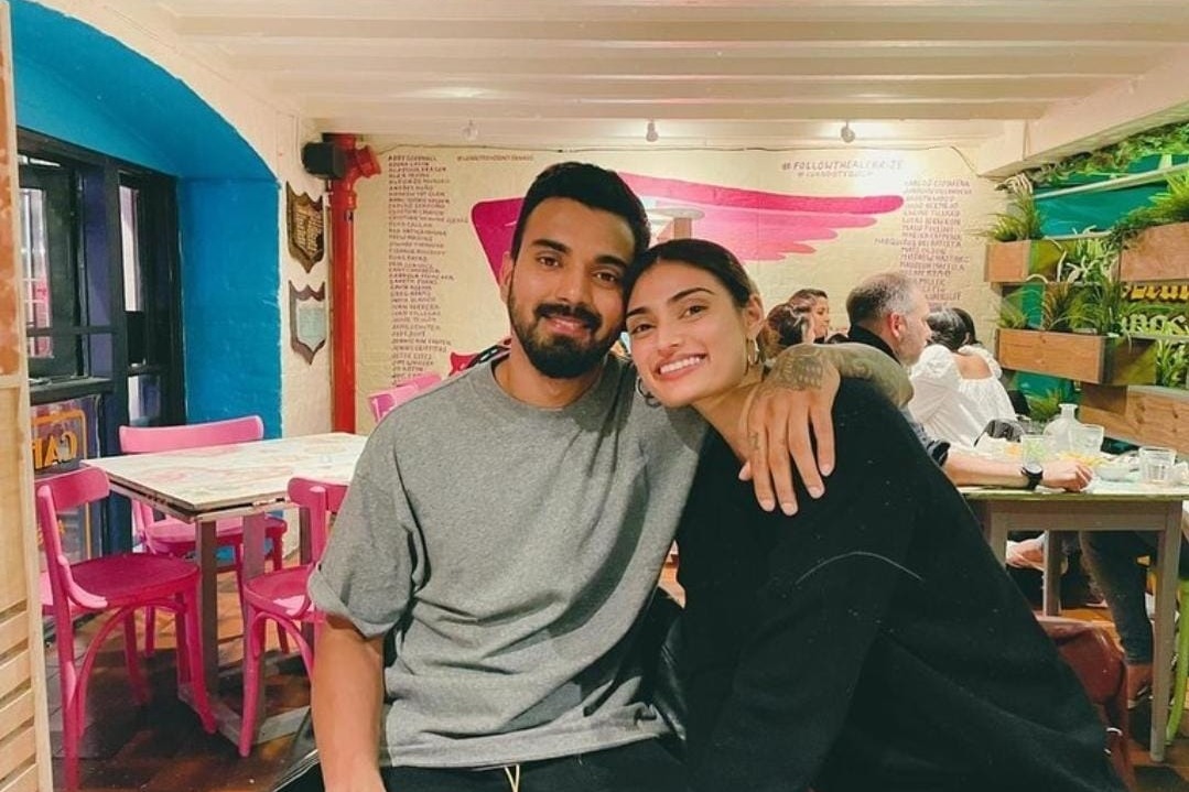 Athiya Shetty, KL Rahul make relationship public