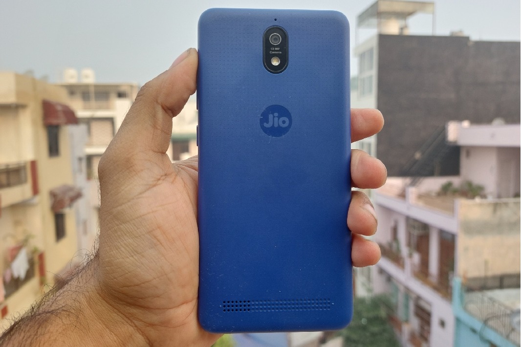 JioPhone Next offers seamless experience at affordable cost