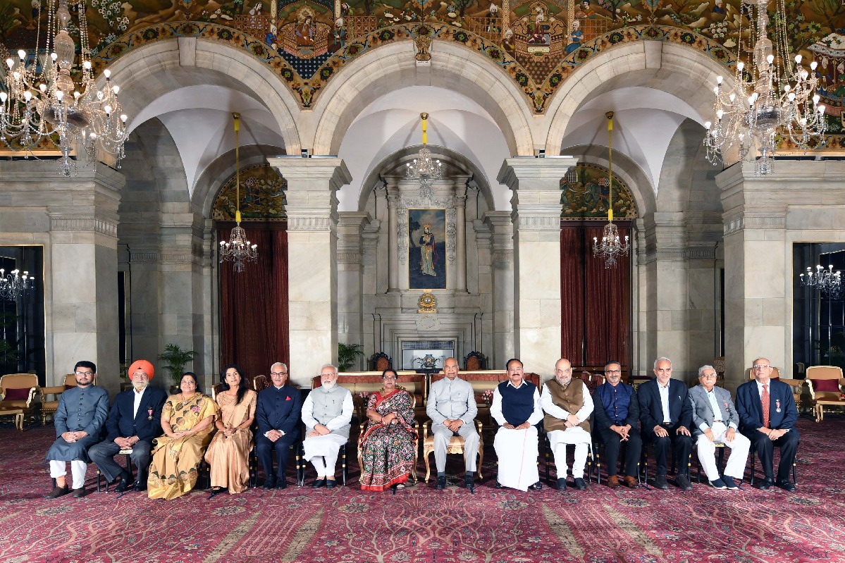 Padma awards to S.P. Balasumbramanyam, Ram Vilas, Keshubhai Patel presented