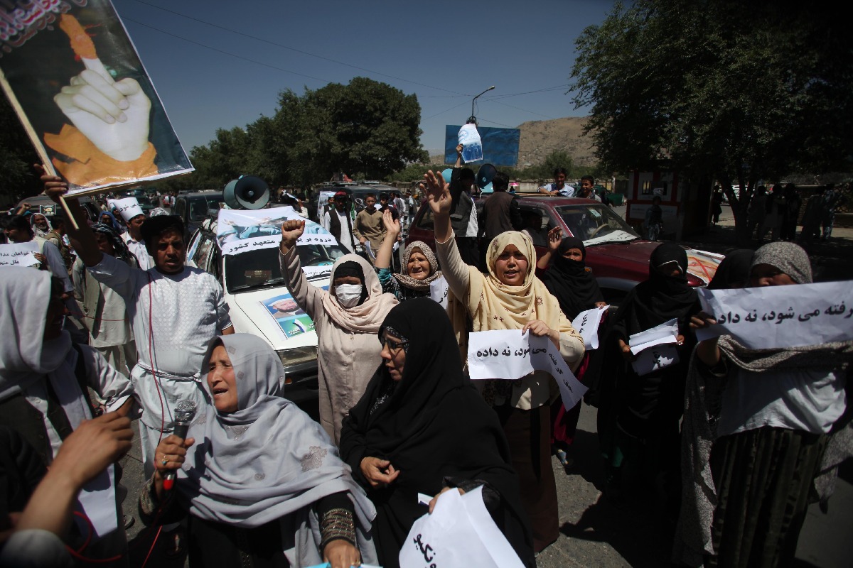 Afghan women protest for rights to employment, education