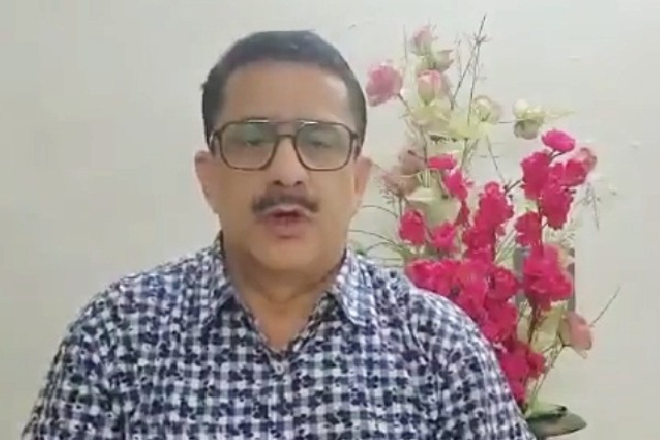 AIMIM lodges police complaint against Wasim Rizvi for blasphemy