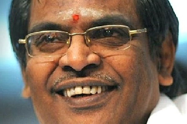 Noted Telugu lyricist Sirivennela Seetharama Sastry passes away