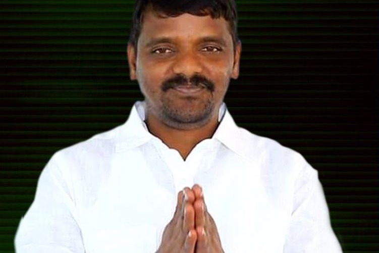 T'gana journalist Teenmaar Mallanna joins BJP