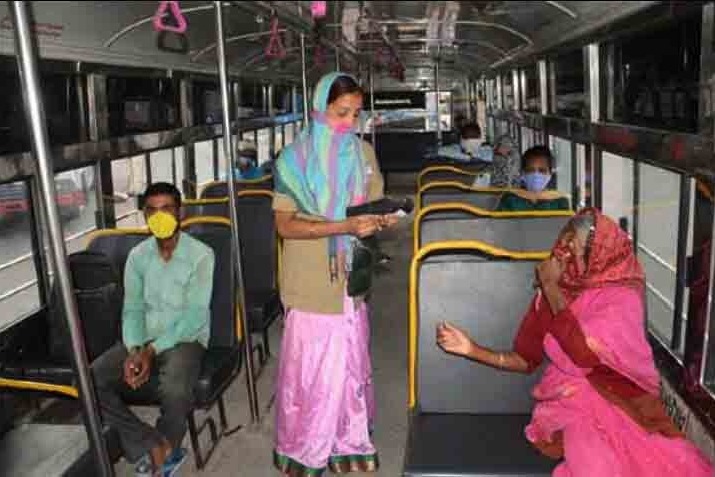 TSRTC offers free lifetime bus travel for two girls born onboard