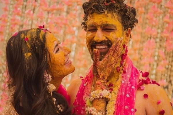 KatVic haldi: It's all about love, laughter and lots of yellow!