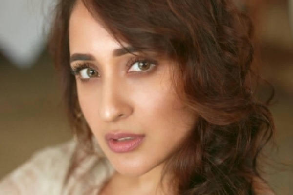 Pragya Jaiswal feels 'ecstatic' with love she received for 'Akhanda'