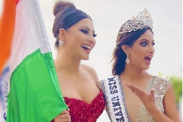 Urvashi Rautela part of the jury at Miss Universe pageant as Harnaaz won