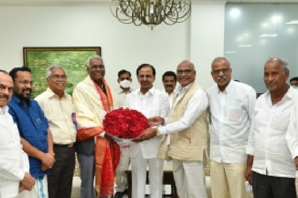 CPI, CPI-M leaders call on Telangana CM