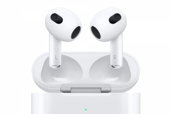 Apple starts rolling out new firmware version for AirPods 3