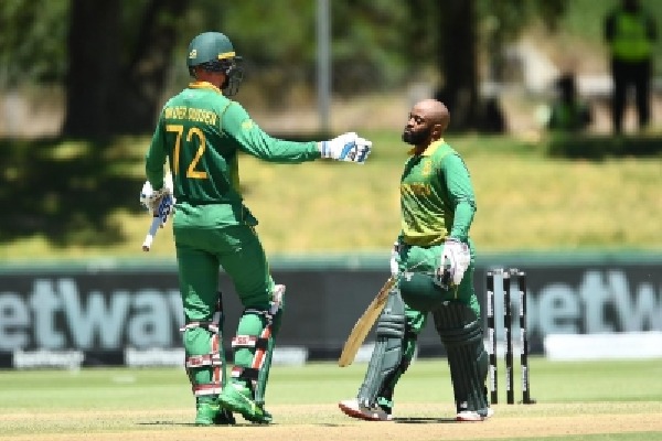 1st ODI: Van der Dussen, Bavuma star in S Africa's 31-run win over India