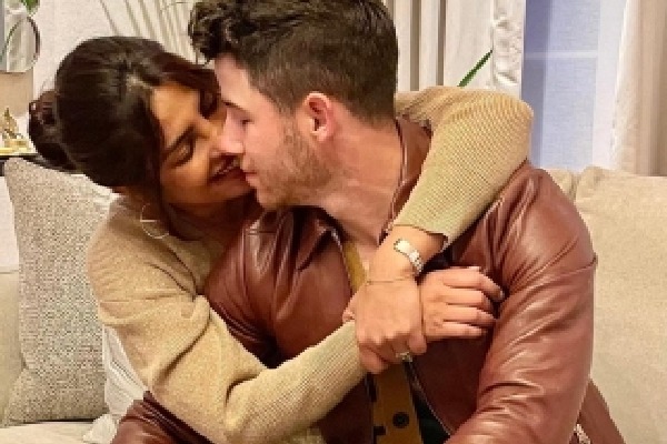 Priyanka Chopra, Nick Jonas 'want more kids'