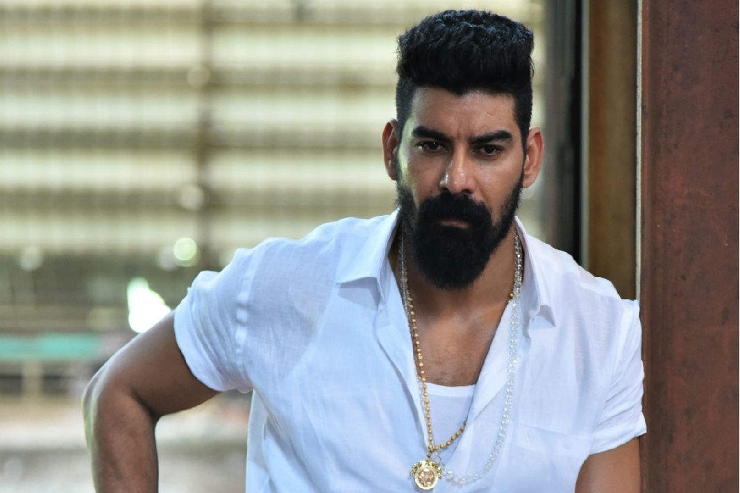 Kabir Duhan Singh turns a baddie for Samantha's magnum opus