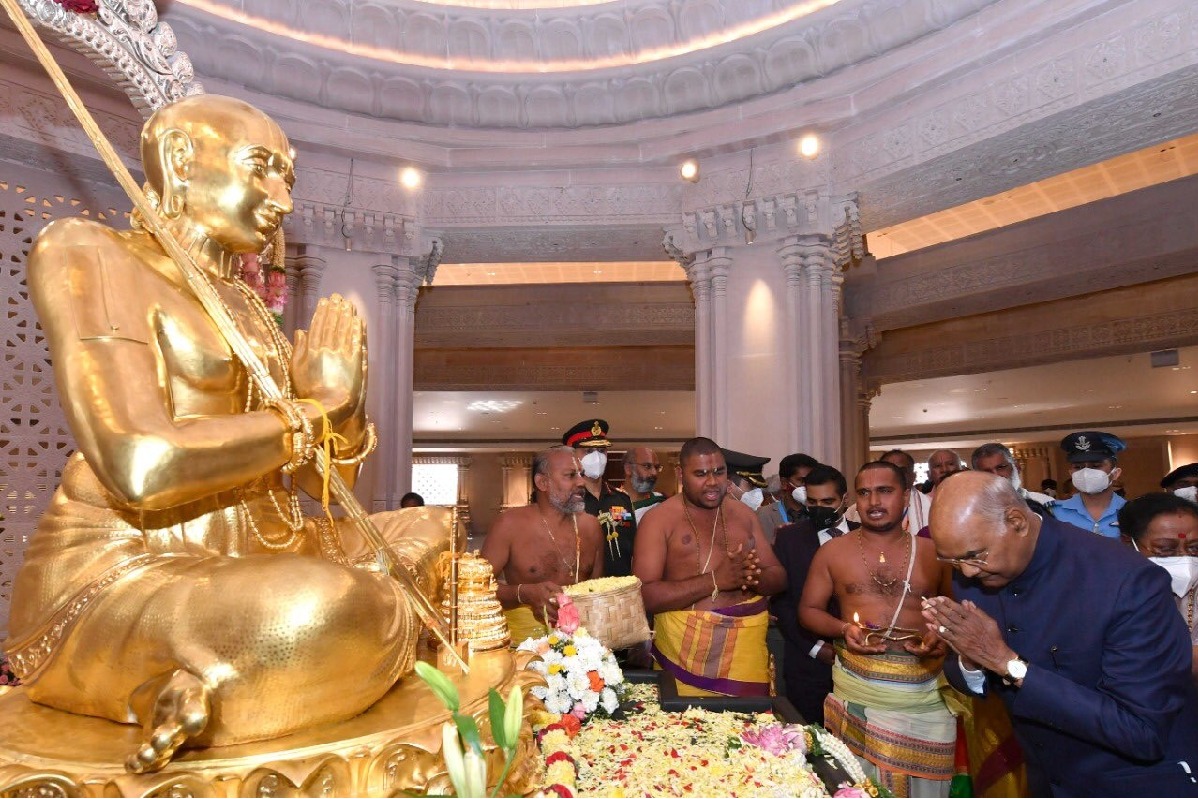 President unveils gold statue of Ramanujacharya