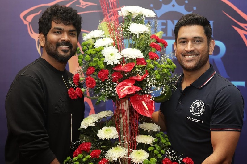 Director Vignesh Shivan on cloud nine after meeting MS Dhoni