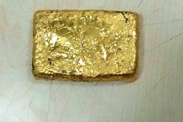 Gold concealed by passenger in rectum seized at Hyderabad aiport