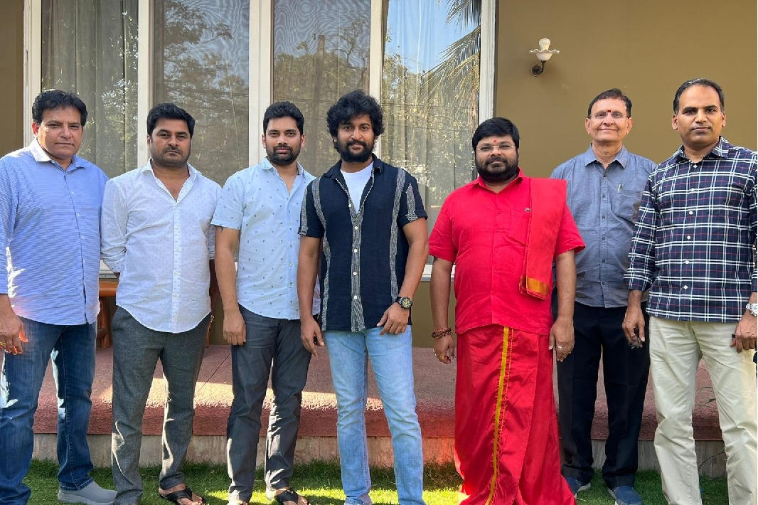 Producers pay a surprise visit to Nani on his birthday