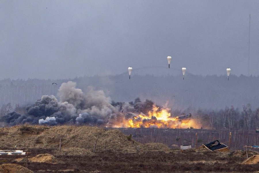 Kiev plunges into chaos as Russia launches 'special military operation'