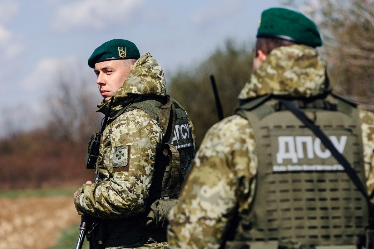 Fighting in streets of Kharkiv after Russian troops break into city