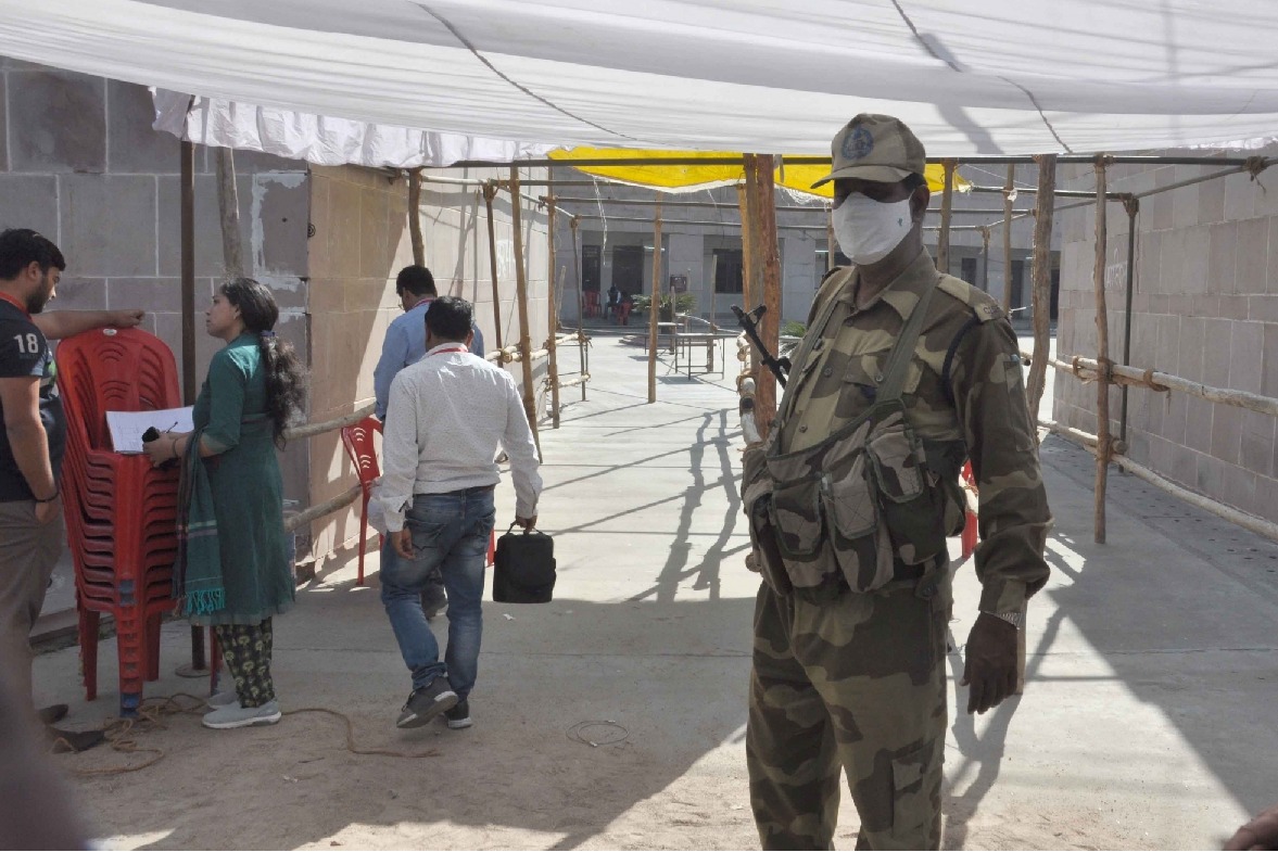 Counting of votes kick-off in UP amid high security