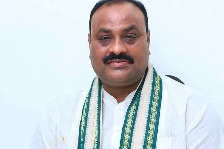 Atchannaidu lambasts AP govt, terms budget as fradulent