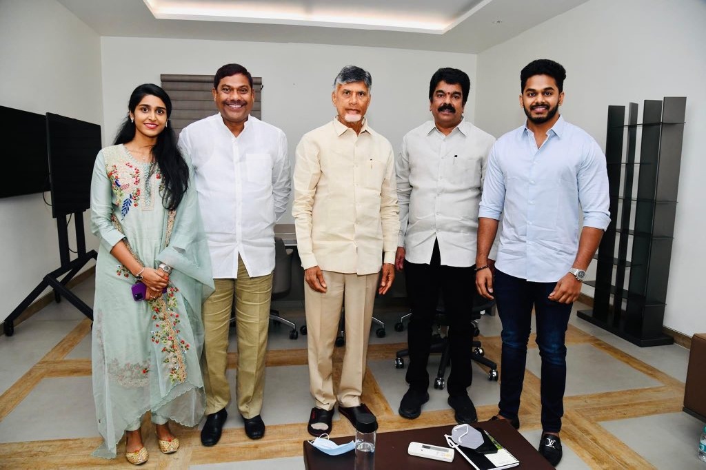 Bonda Uma's son, AV Subba Reddy's daughter getting hitched, betrothal ceremony on March 27 