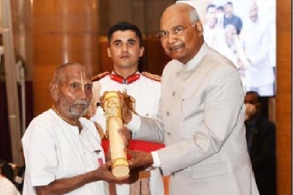 125-yr-old Yoga Guru gets Padma Shri