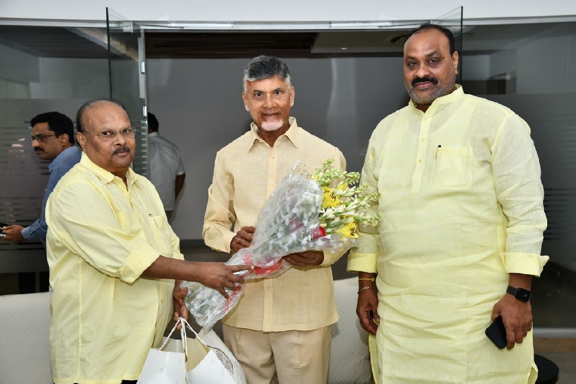 On 40th formation day, TDP calls for renewed struggle for Andhra's reconstruction