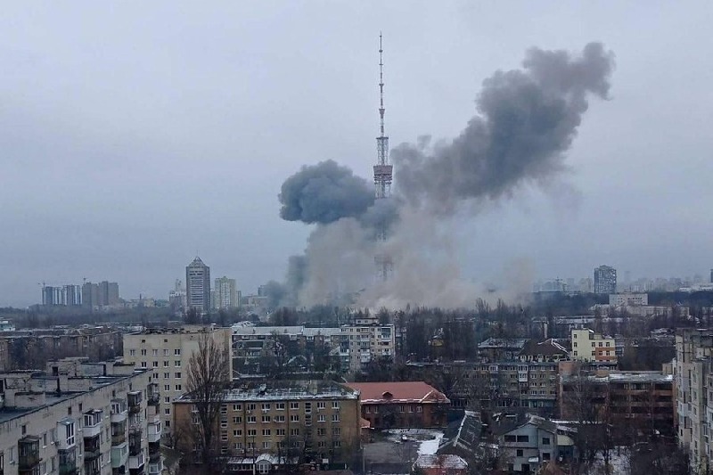 12 killed in Russia's airstrike on Ukraine's regional administration building