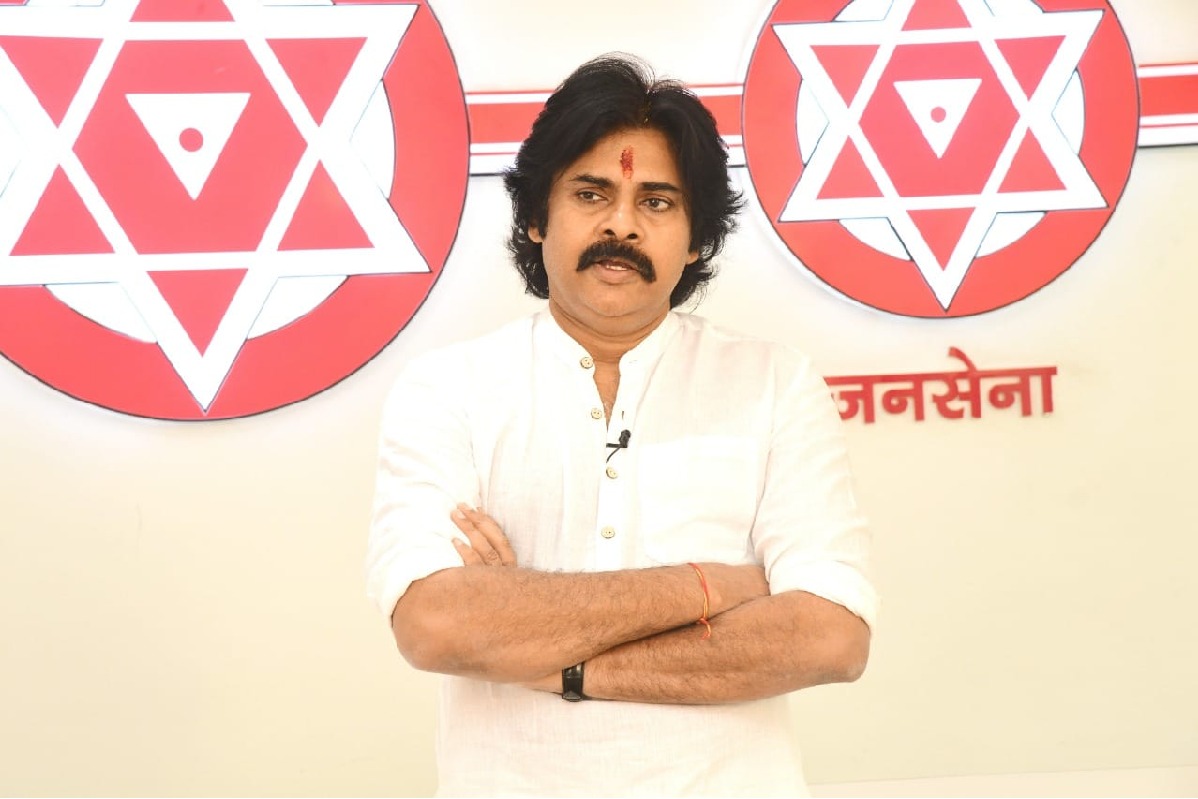 Pawan Kalyan to attend Jana Sena extended meeting in Mangalagiri today